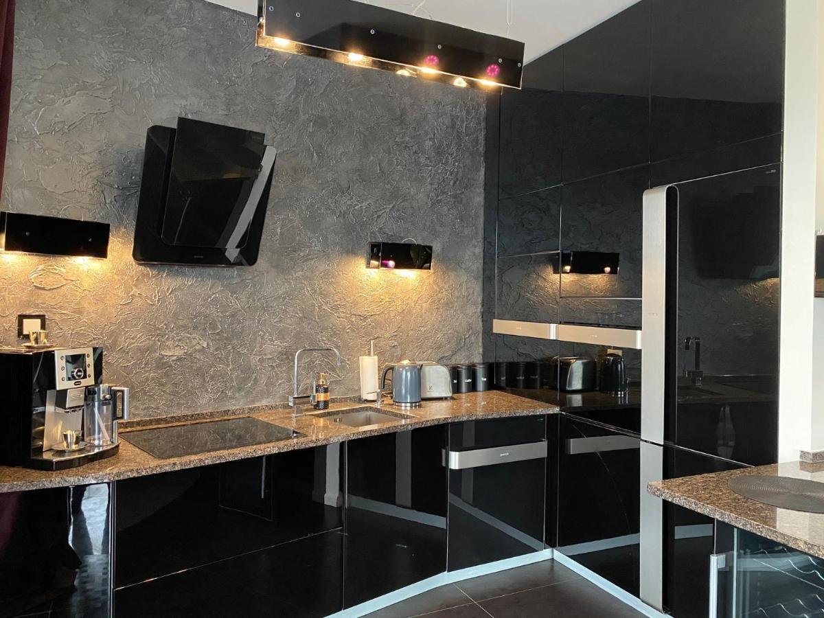 Family & Business Sauna Apartments Klonowa Nad Zalewem, Unikat Spa Kielce Ngoại thất bức ảnh