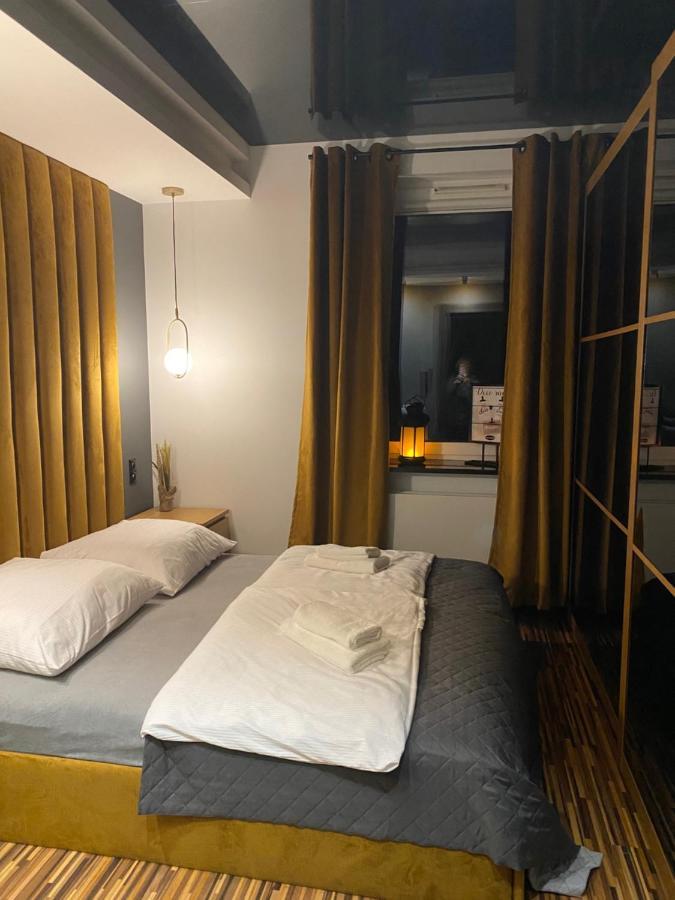 Family & Business Sauna Apartments Klonowa Nad Zalewem, Unikat Spa Kielce Ngoại thất bức ảnh